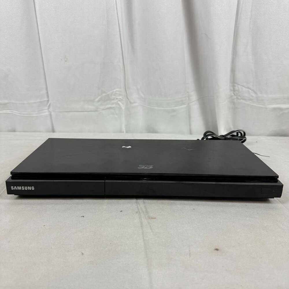 Samsung BD-D5500 Blu-Ray Disc Player HDMI 1080p Full HD DVD Parts Only